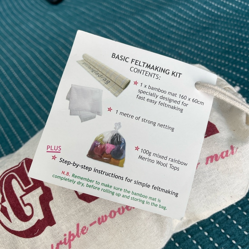 Basic Feltmaking Kit - Cream - Picture 3 of 6